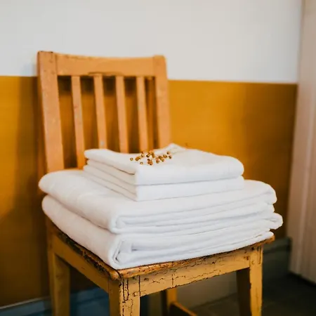 Salaisen Puutarhan Majatalo Han/Misafirhane Kauhajoki