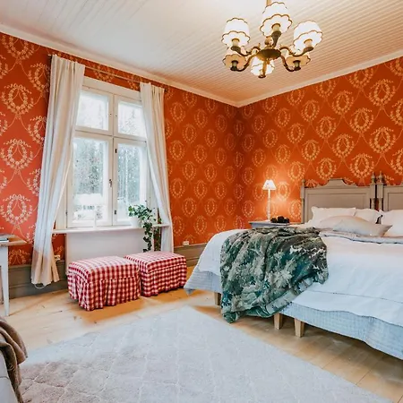 Gasthof Salaisen Puutarhan Majatalo