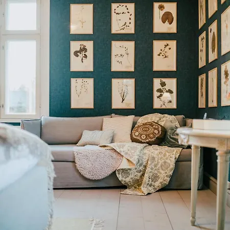 Han/Misafirhane Salaisen Puutarhan Majatalo Kauhajoki