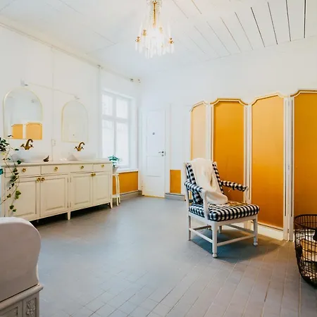 Salaisen Puutarhan Majatalo Kauhajoki