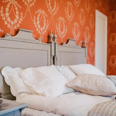 Salaisen Puutarhan Majatalo Gasthof