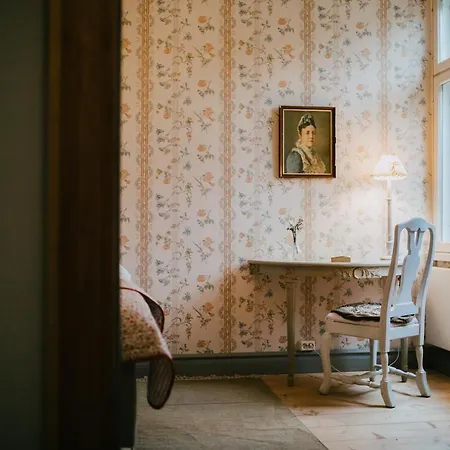 Han/Misafirhane Salaisen Puutarhan Majatalo Kauhajoki